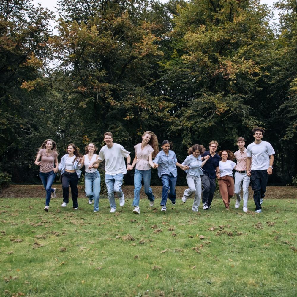Jongen met skateboard